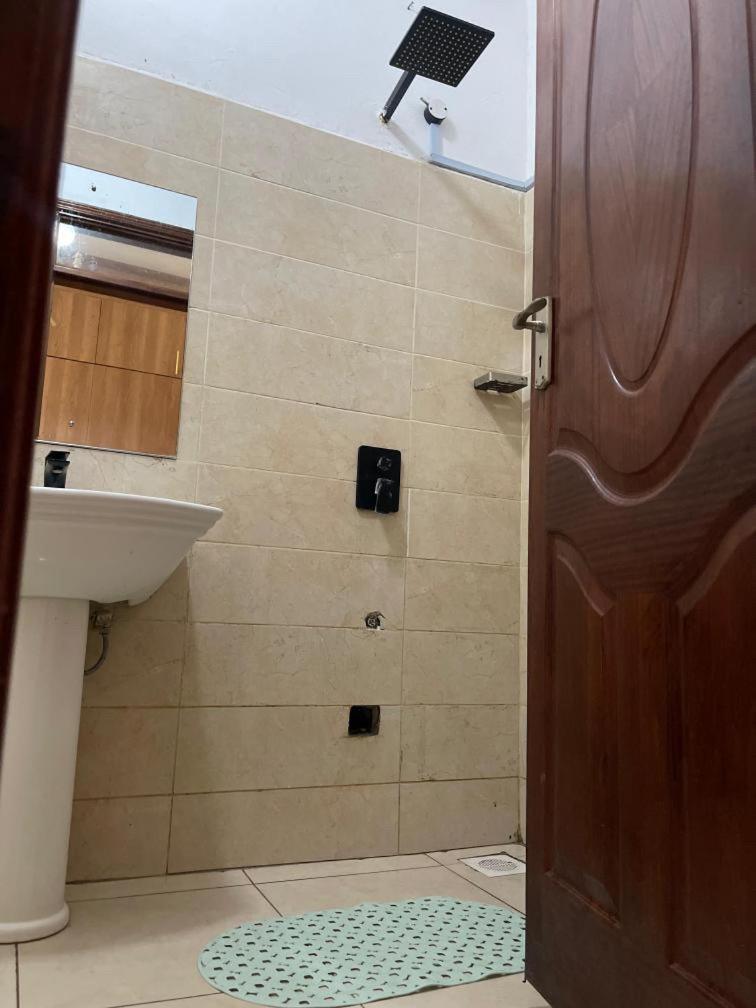 Paradise Ocean, C6 Mombasa Exterior photo