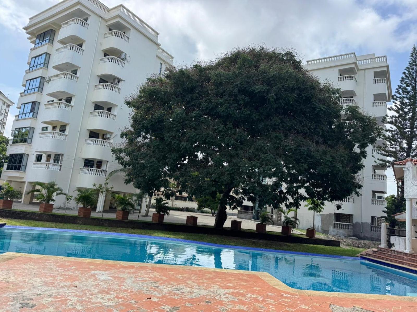 Paradise Ocean, C6 Mombasa Exterior photo